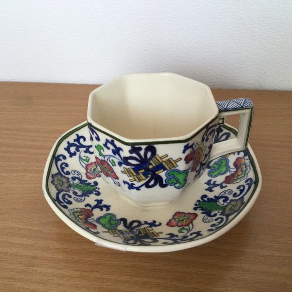 Antique Royal Doulton "Nankin" A.D cup and saucer registered No597783 small rare - Picture 3 of 7